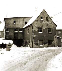 Bild "Pers&ouml;nlichkeiten:bauerhaus1986.jpg"